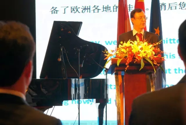 德國博蘭斯勒旗下德國歐米勒鋼琴先后亮相德國駐華大使館、駐廣州總領(lǐng)事館德國統(tǒng)一日慶典！