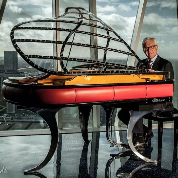 它，實(shí)現(xiàn)了80年前人們的“假想未來”！