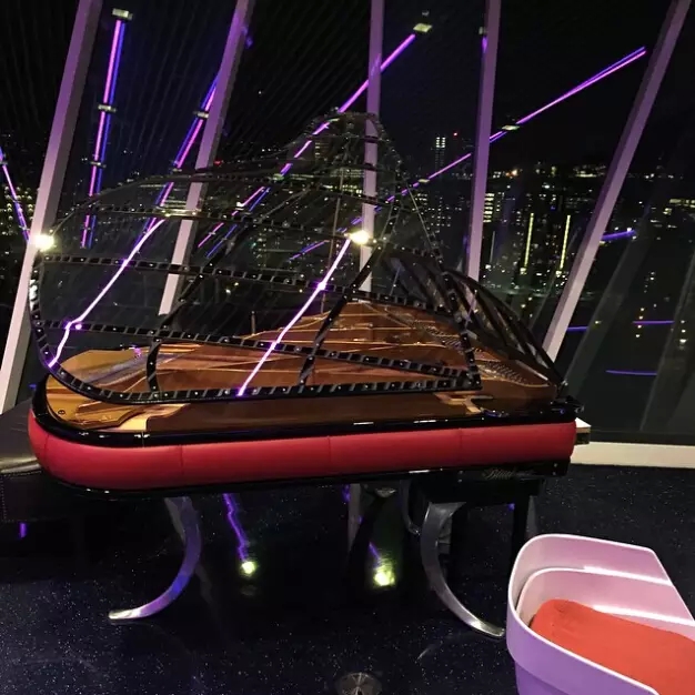 它，實(shí)現(xiàn)了80年前人們的“假想未來”！